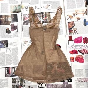 Frederick’s of Hollywood 00s honey/tan sheer mesh mini slip size S/US 2